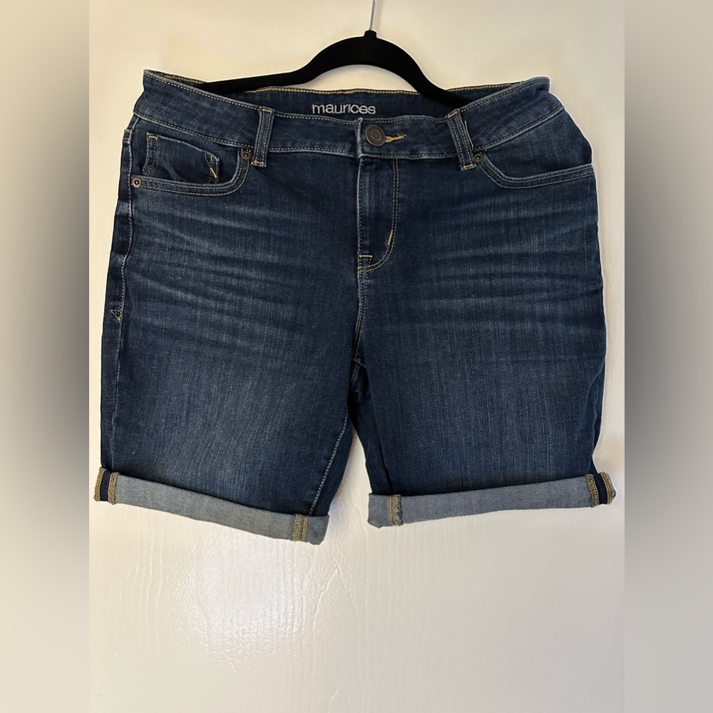 Maurices jeans size 10